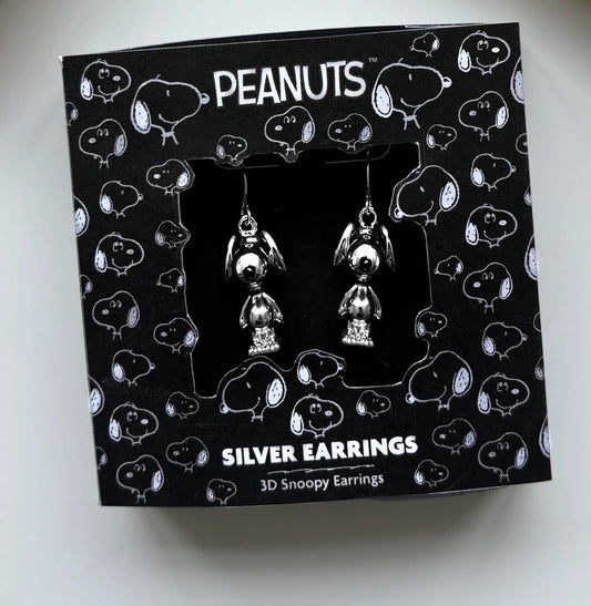 Peanuts Snoopy Earrings